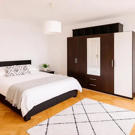 Center 4rooms, View Montreux